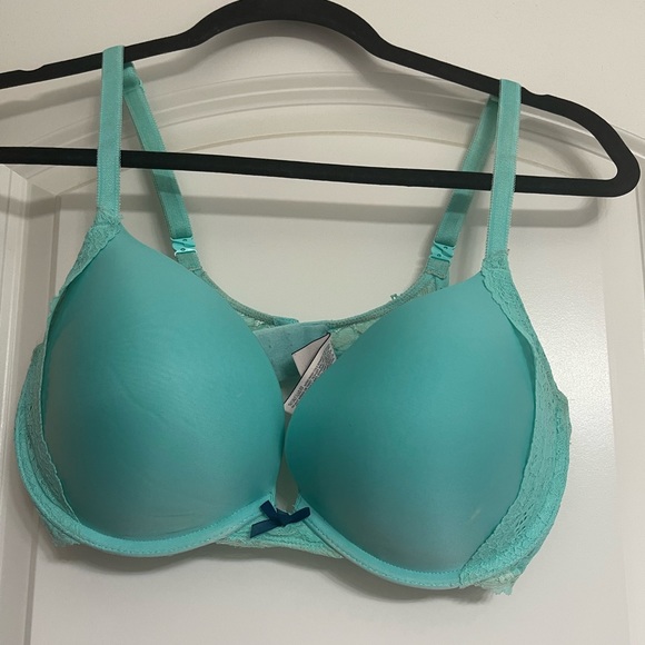 Victoria’s Secret Dream Angels Push Up Bras (4) Size 36D - Picture 13 of 16